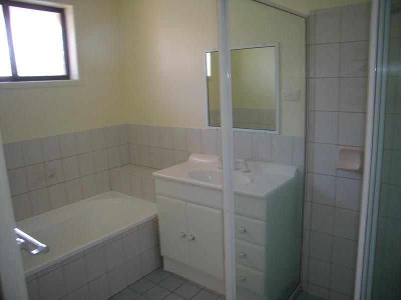 18 Summer Drive, Maroochydore QLD 4558