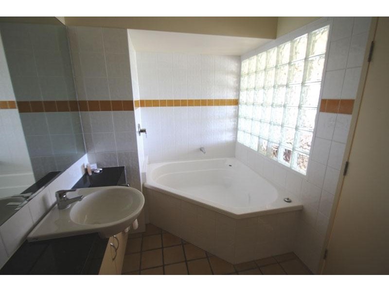 405/180 Alexandra Pde, Alexandra Headland QLD 4572