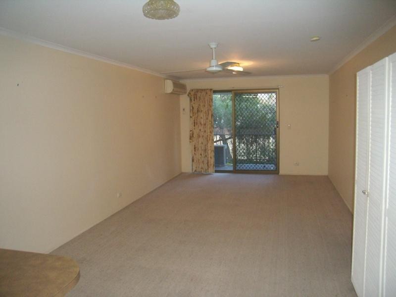 4/4 Anthony Avenue, Mooloolaba QLD 4557