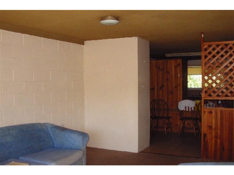 2/15 Poinciana Avenue, Mooloolaba QLD 4557