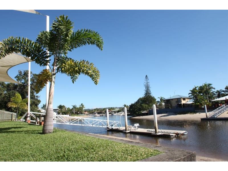 1/25 Woomba Place, Mooloolaba QLD 4557
