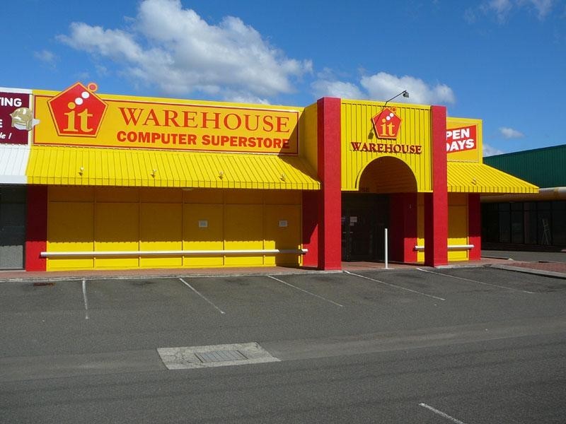 4 Nicklin Way, Kawana QLD 4701