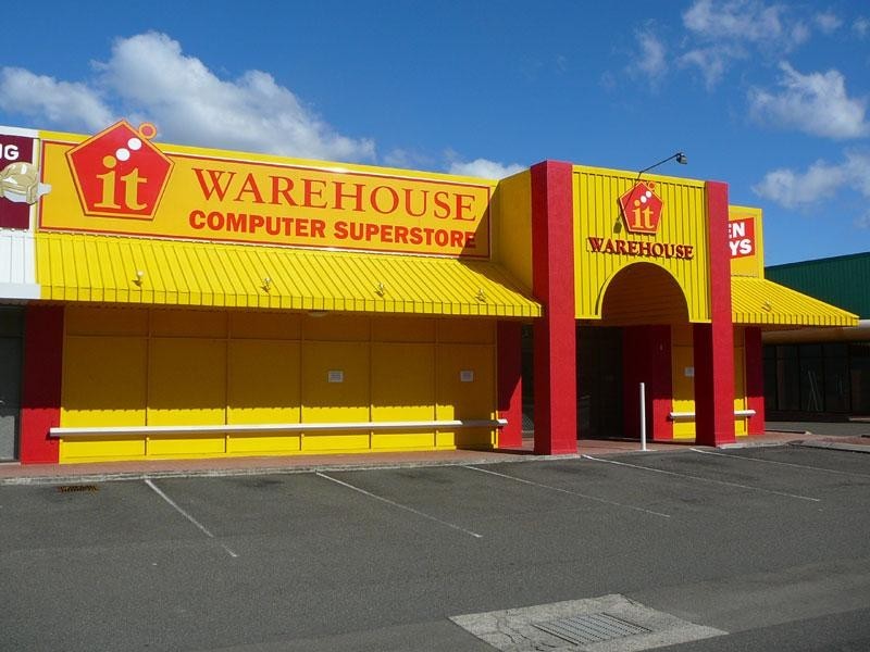 4 Nicklin Way, Kawana QLD 4701