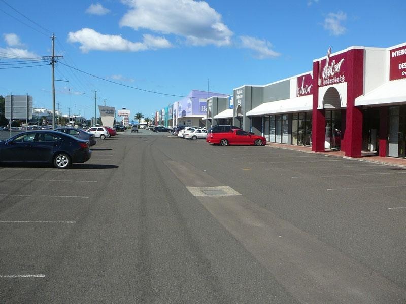 4 Nicklin Way, Kawana QLD 4701