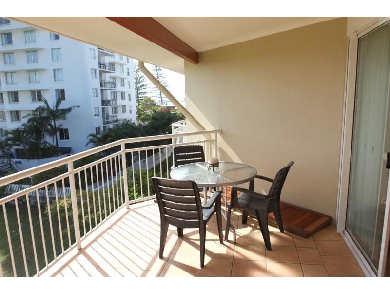 442/180 Alexandra Pde., Alexandra Headland QLD 4572