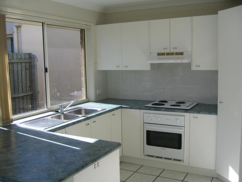 8 Corkwood Court, Mountain Creek QLD 4557