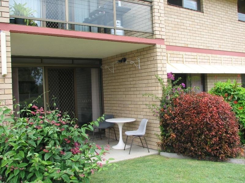 1/353 Bradman Ave, Maroochydore QLD 4558