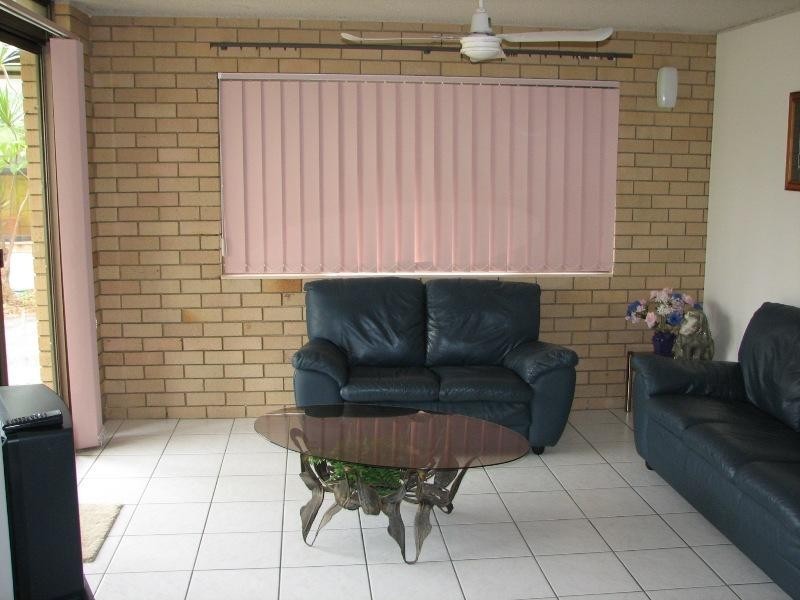 1/353 Bradman Ave, Maroochydore QLD 4558