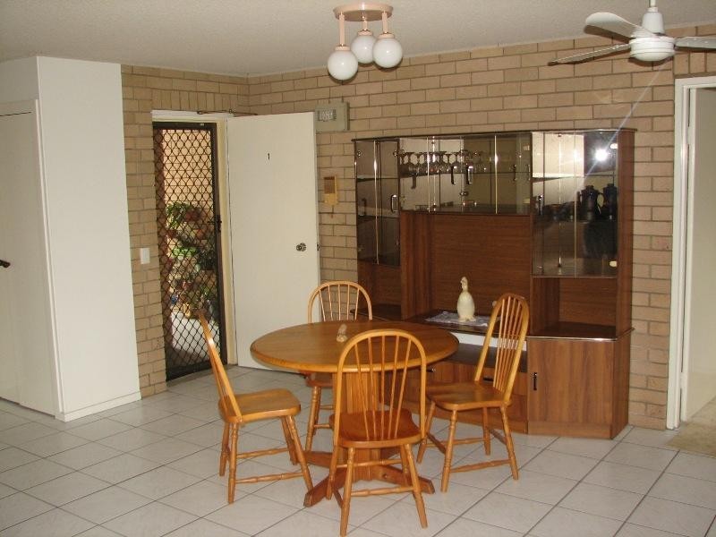 1/353 Bradman Ave, Maroochydore QLD 4558