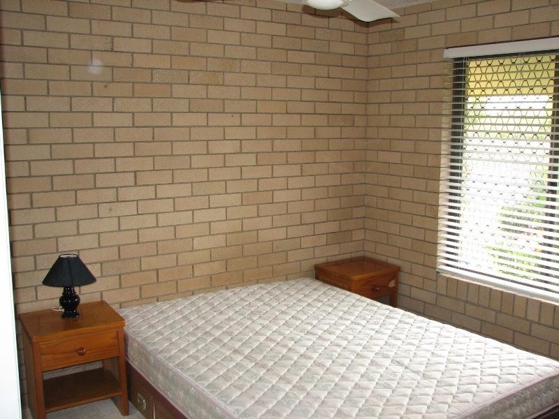 1/353 Bradman Ave, Maroochydore QLD 4558