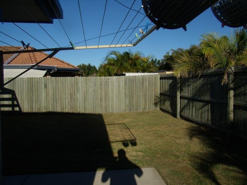 8 Honeymyrtle Court, Mountain Creek QLD 4557
