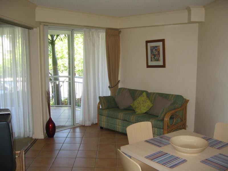 210/180 Alexandra Parade, Alexandra Headland QLD 4572