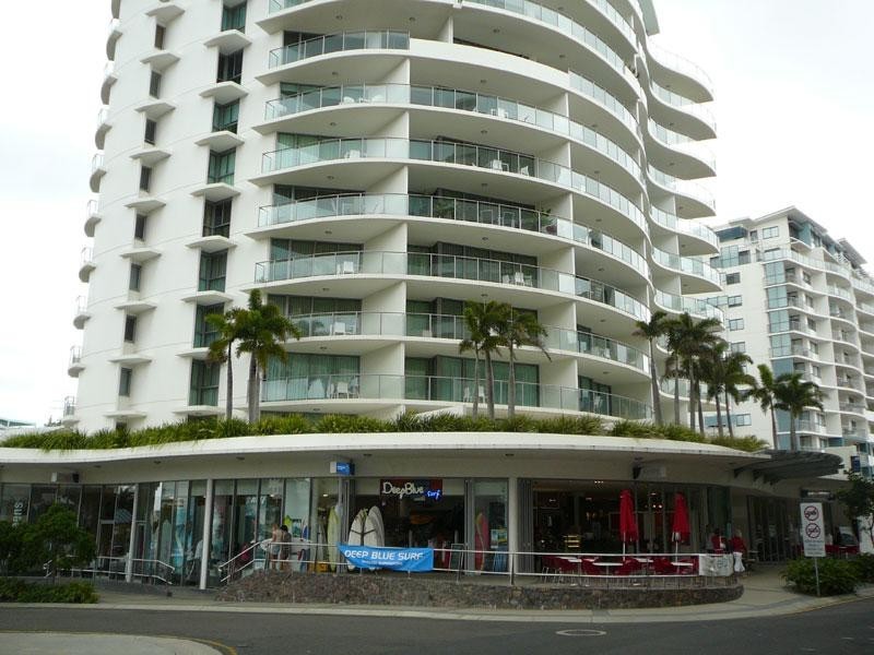 2/19 First Avenue, Mooloolaba QLD 4557