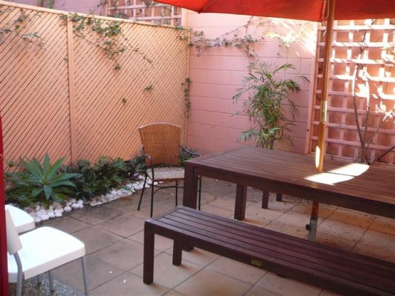 18/1 Newspaper Place, Maroochydore QLD 4558