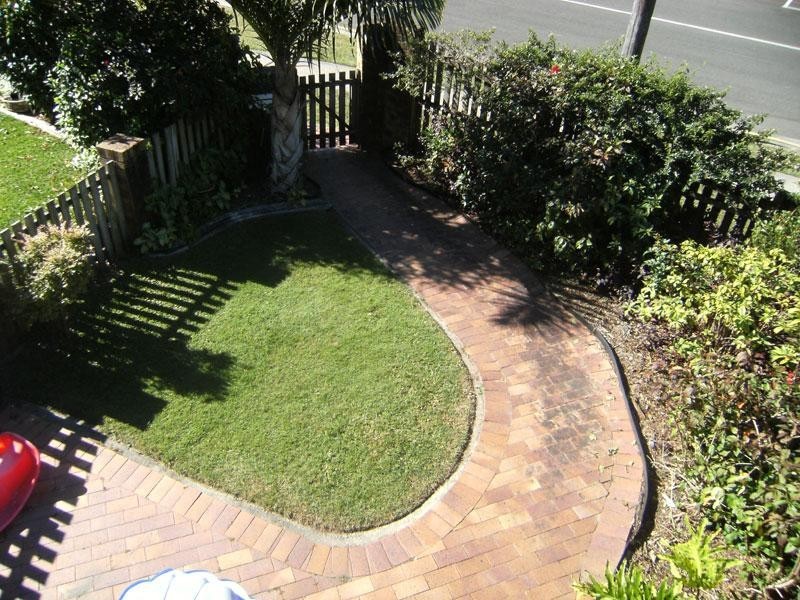 2/18 Wirraway Street, Alexandra Headland QLD 4572