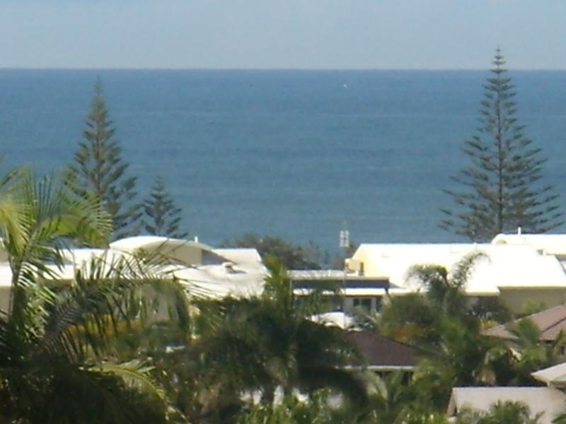 5 Yakola Pde, Alexandra Headland QLD 4572