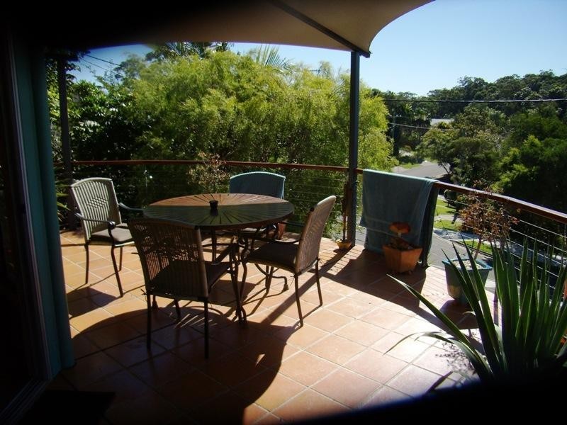 5 Yakola Pde, Alexandra Headland QLD 4572