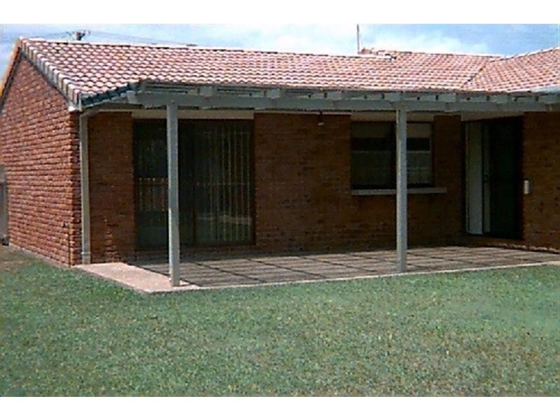 6 Lawrence Street, Mooloolaba QLD 4557