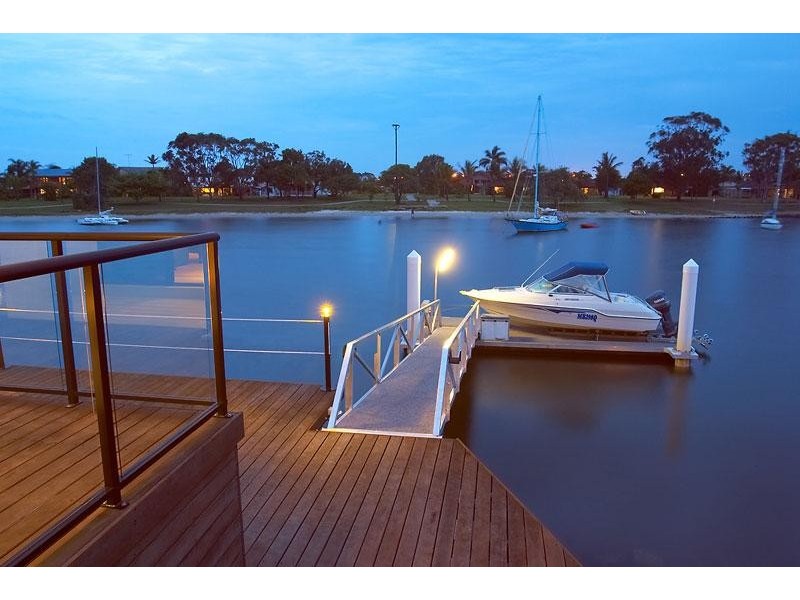 10 Mooloolah Island, Minyama QLD 4575
