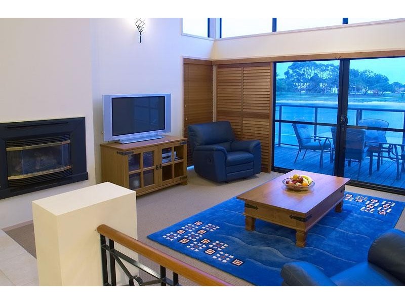 10 Mooloolah Island, Minyama QLD 4575