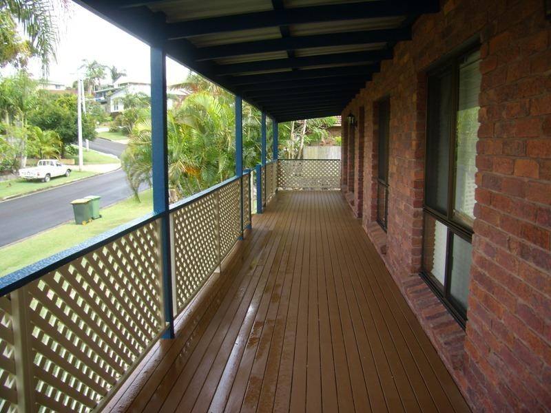 4 Lentara Street, Mooloolaba QLD 4557