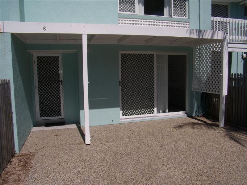 6/39 Edward Street, Alexandra Headland QLD 4572