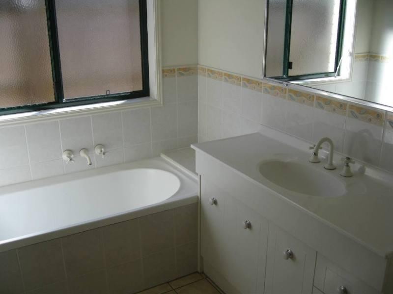 16 Dorian Crescent, Sippy Downs QLD 4556