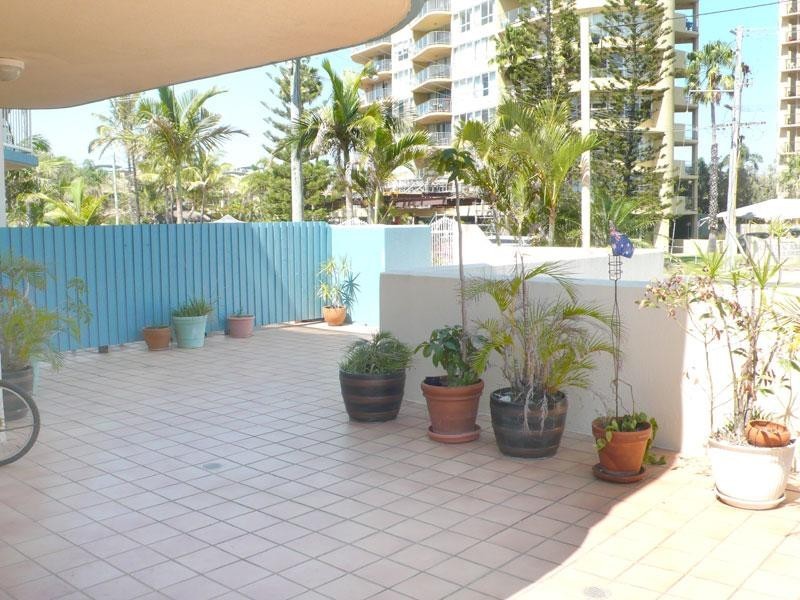 2/12 Memorial Avenue, Cotton Tree QLD 4558