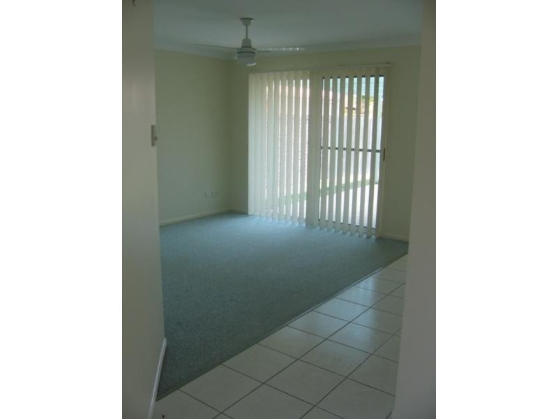 4 Honeymyrtle Court, Mountain Creek QLD 4557