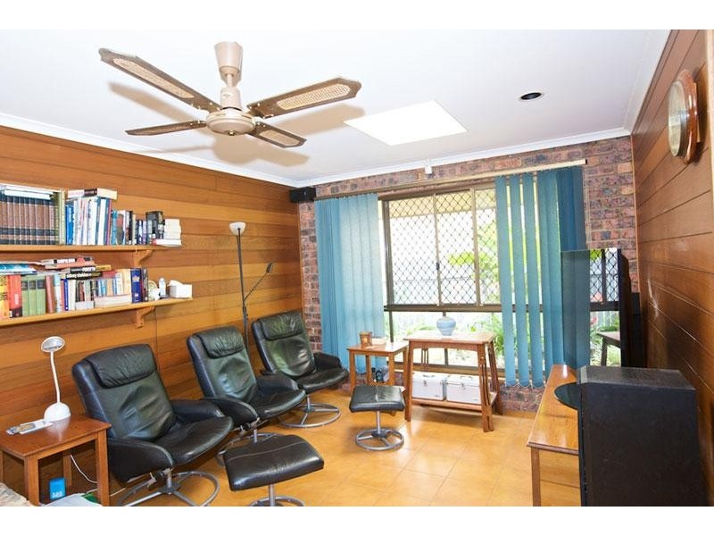 21 Victor Street, Alexandra Headland QLD 4572