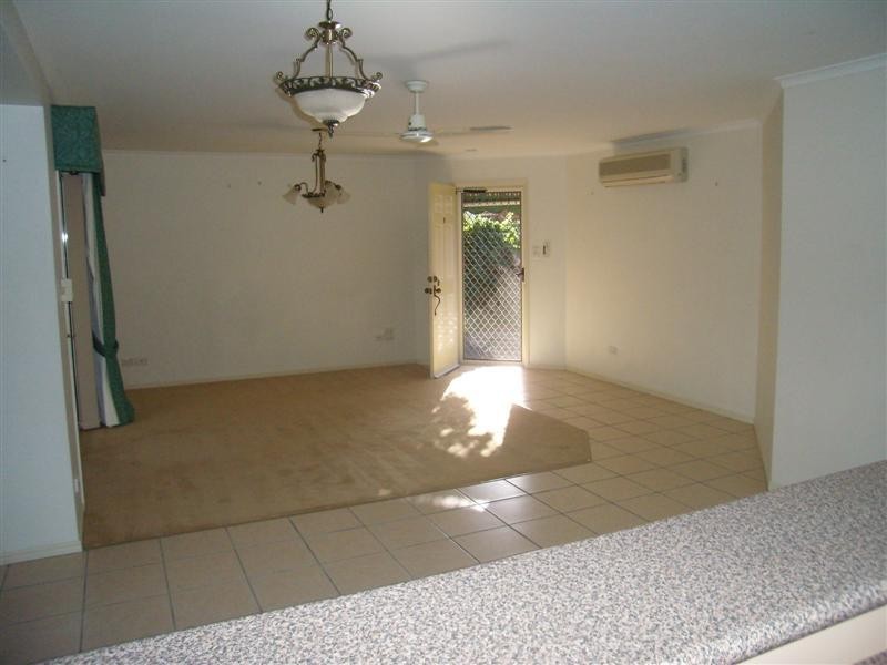 2/14 Maroochy Waters Drive, Maroochydore QLD 4558