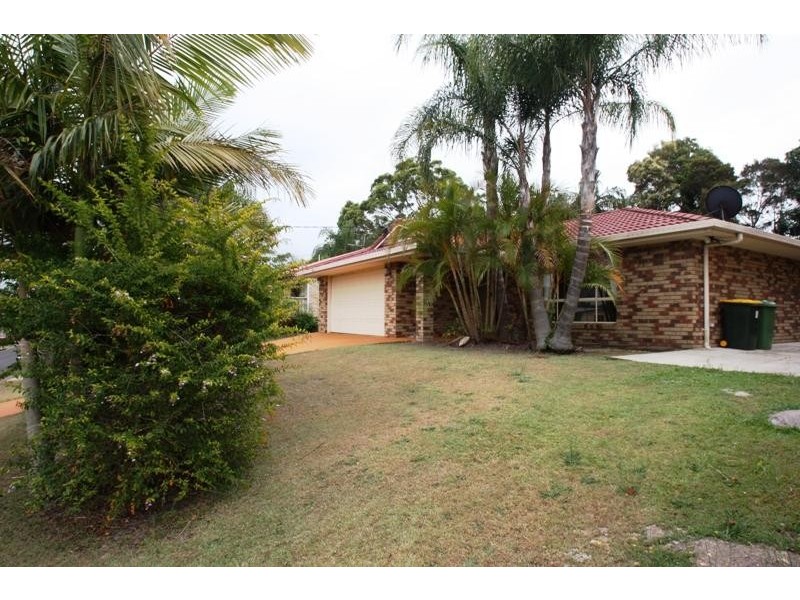 14 Anthony Avenue, Mooloolaba QLD 4557