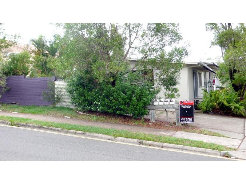 1/4 Oloway Crescent, Alexandra Headland QLD 4572