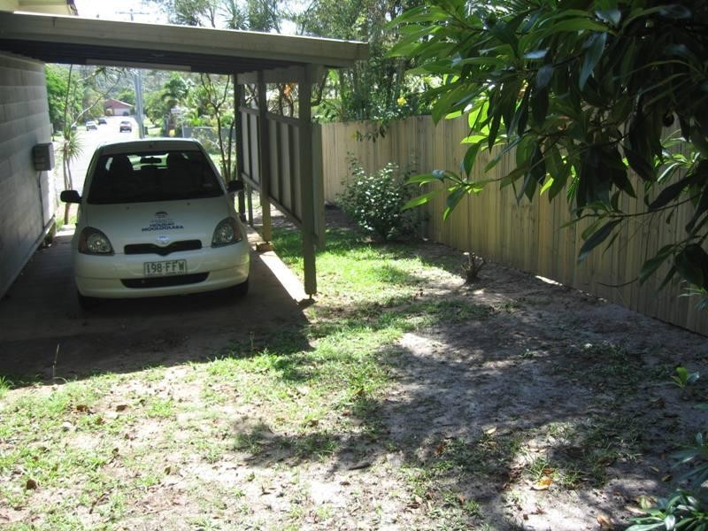 35 Palm Drive, Mooloolaba QLD 4557