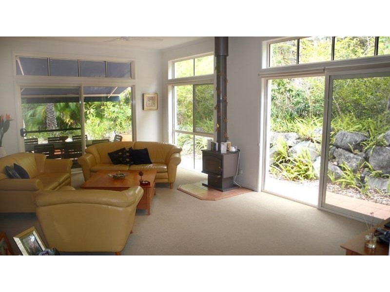 135 Poinsettia Court, Mooloolaba QLD 4557