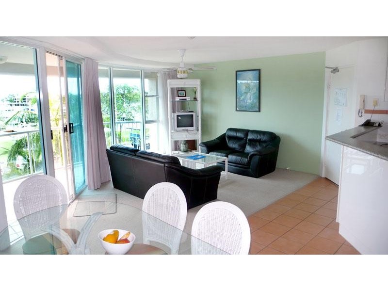 42 River Esplanade, Mooloolaba QLD 4557