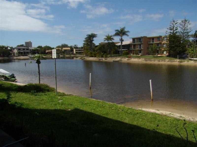 4/17 Barooga Crescent, Mooloolaba QLD 4557