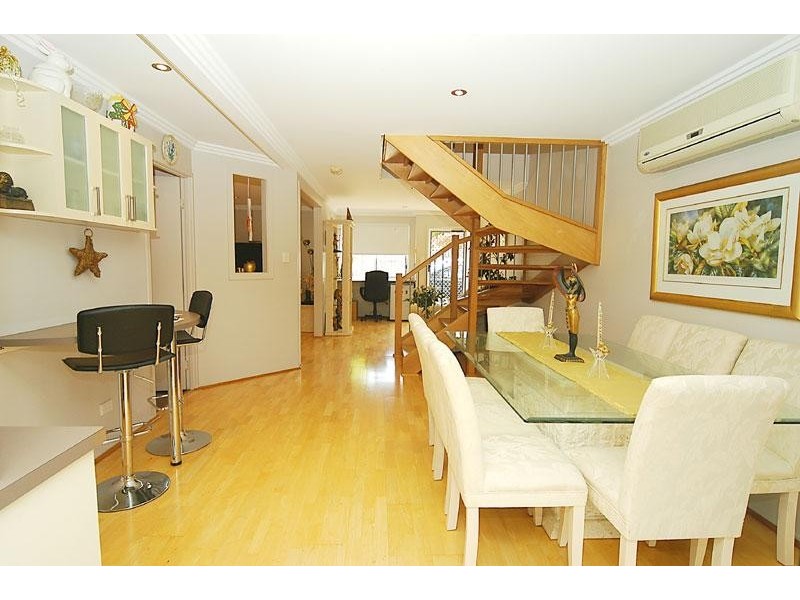 4/9 Carrothool Place, Mooloolaba QLD 4557
