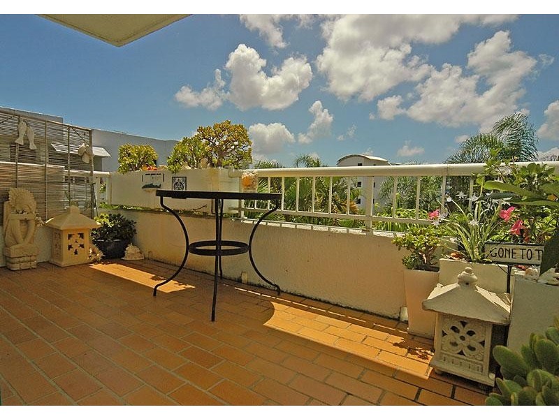 Alexandra Headland QLD 4572