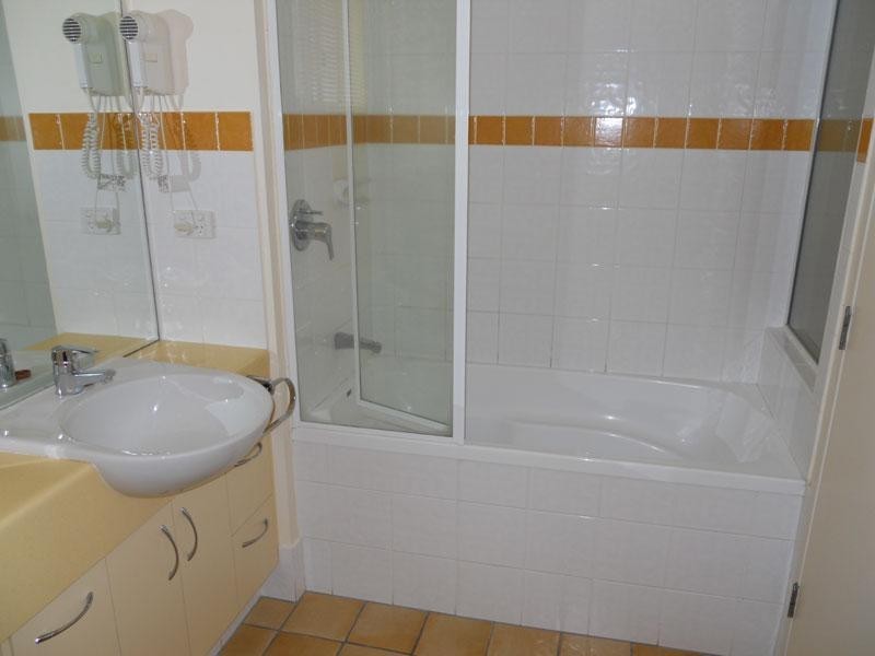 219/180 Alexandra Parade, Alexandra Headland QLD 4572