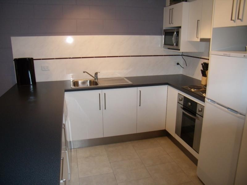 5/11 Pacific Terrace, Alexandra Headland QLD 4572