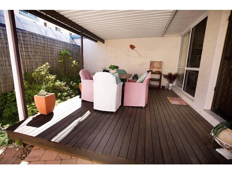 4/96 Amarina Avenue, Mooloolaba QLD 4557