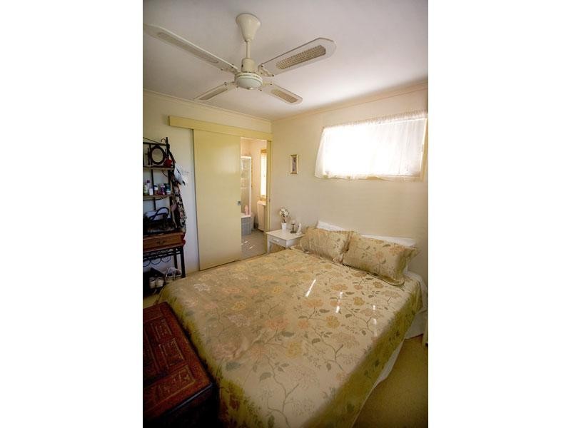 4/96 Amarina Avenue, Mooloolaba QLD 4557