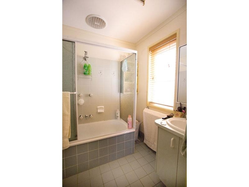 4/96 Amarina Avenue, Mooloolaba QLD 4557