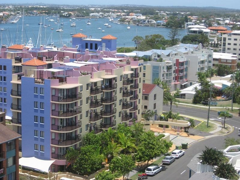 32 River Esplanade, Mooloolaba QLD 4557