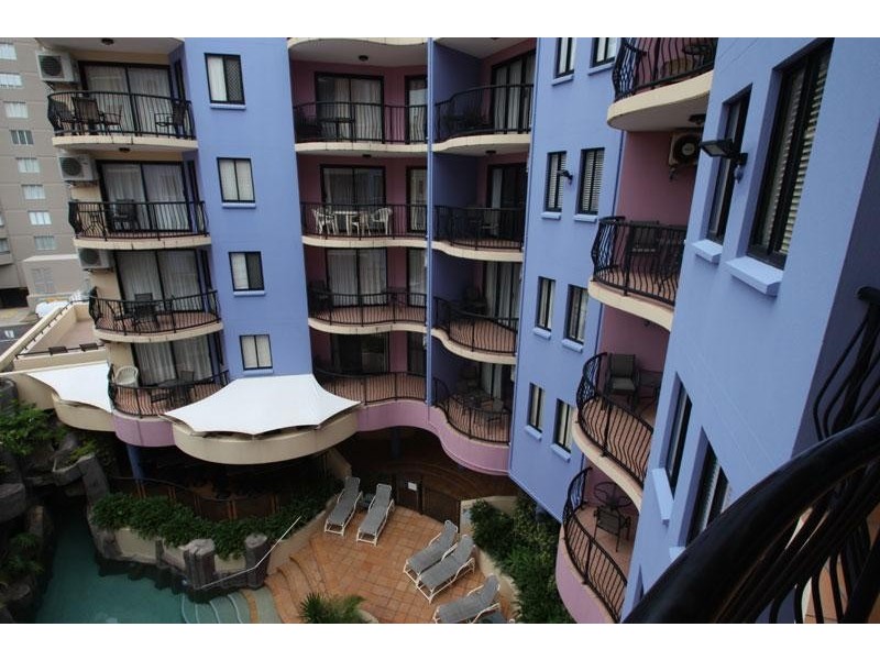 32 River Esplanade, Mooloolaba QLD 4557