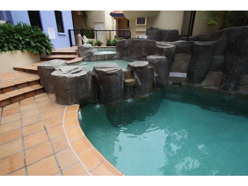 32 River Esplanade, Mooloolaba QLD 4557