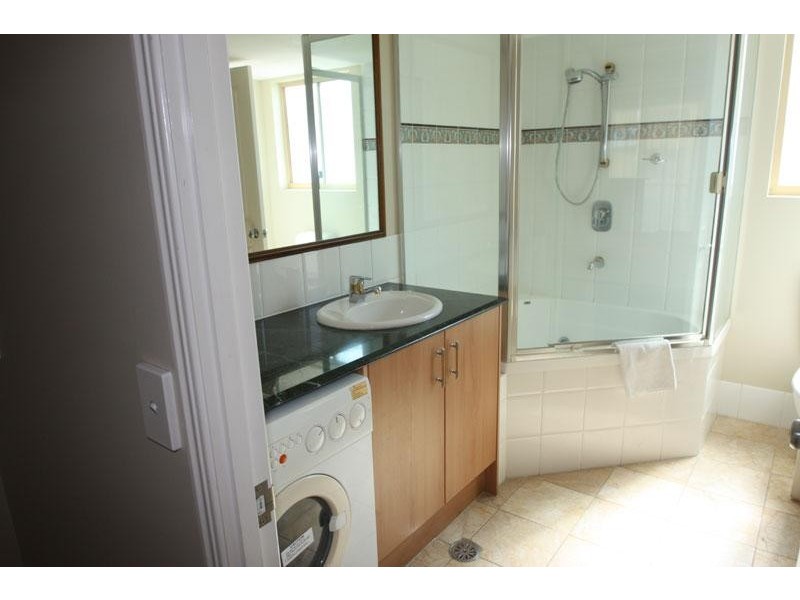 11 Mooloolaba Esplanade, Mooloolaba QLD 4557