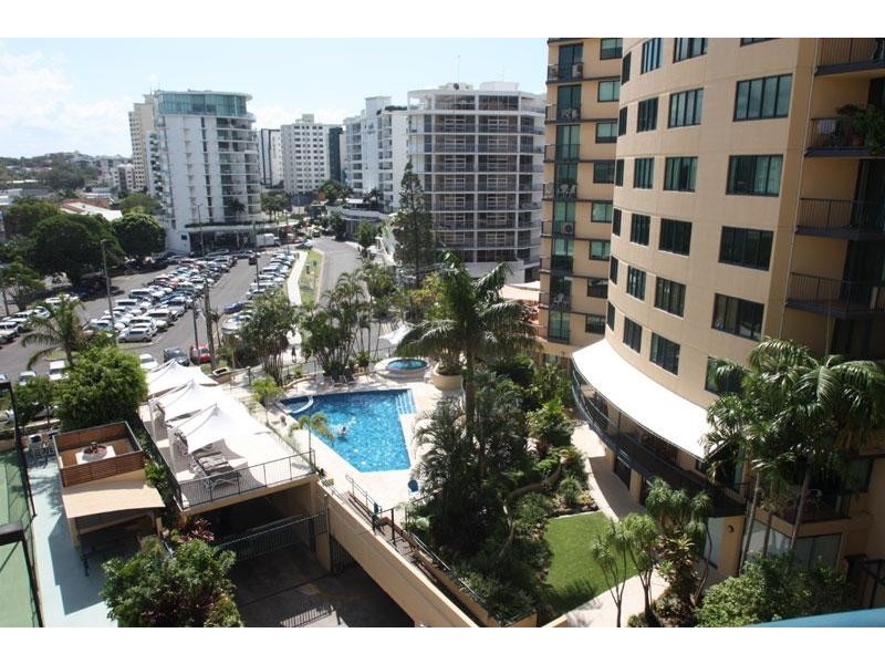 11 Mooloolaba Esplanade, Mooloolaba QLD 4557