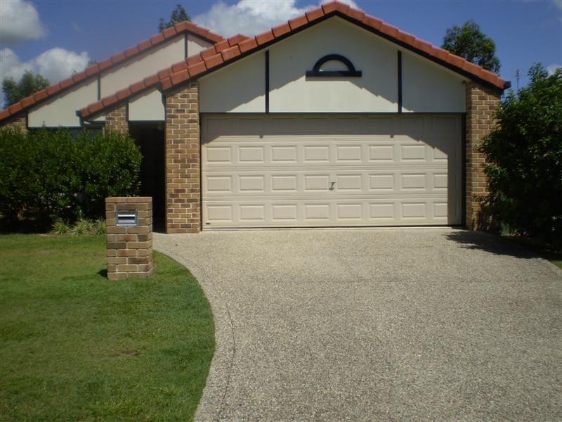 11 Phoenix Circuit, Sippy Downs QLD 4556